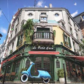 French Cafe HDR rendering